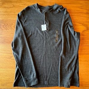 Sonoma Men’s Performance Henley Size: XL